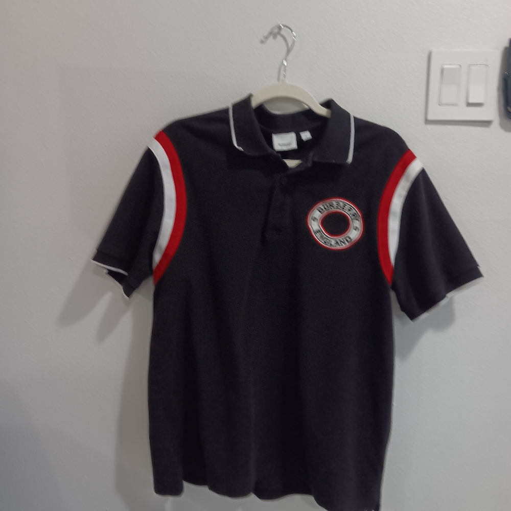 Burberry t shirt